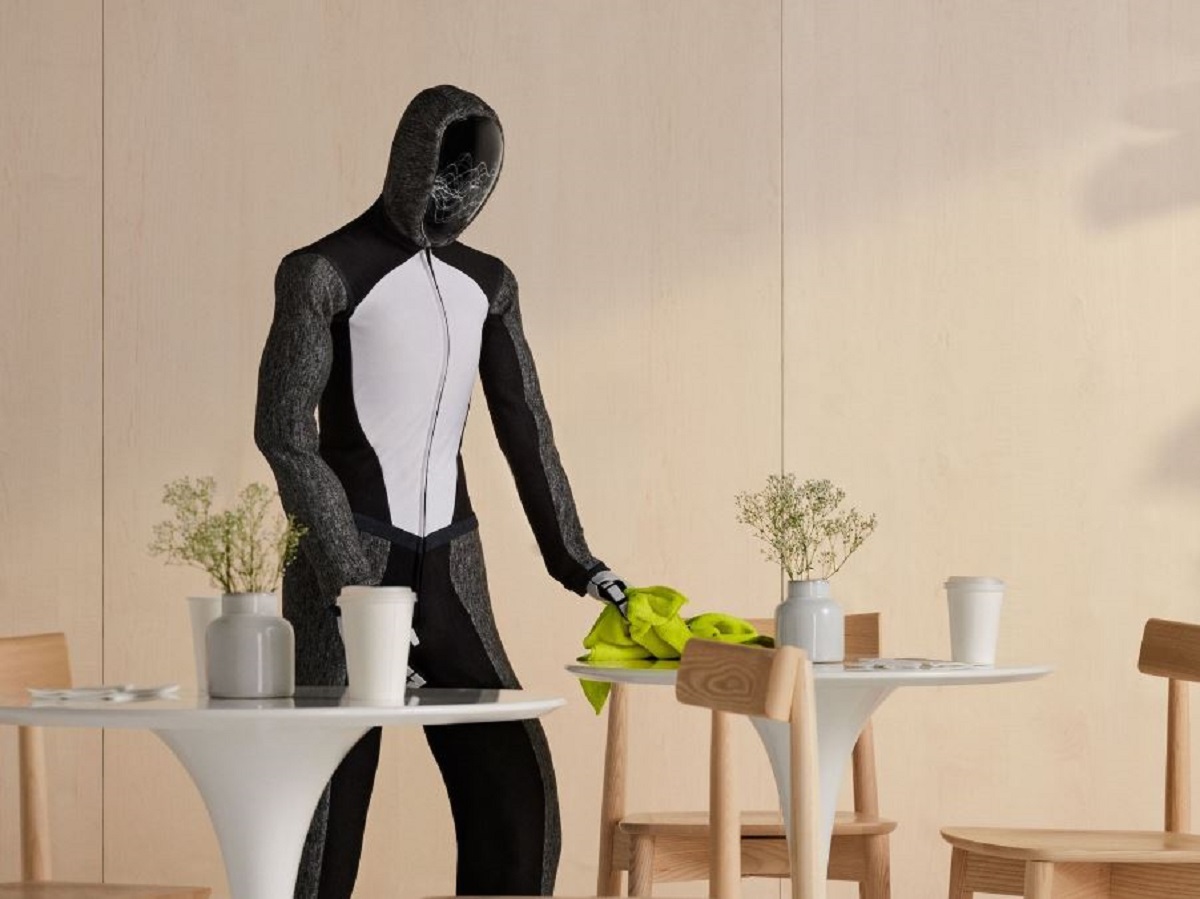 To NEO ρομπότ που αντιγράφει τον άνθρωπο και μαθαίνει να κάνει τις δουλειές του σπιτιού