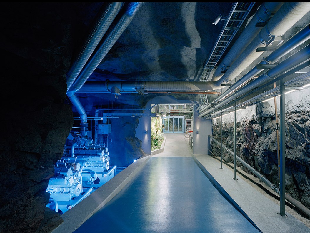 Το εσωτερικό του κτιρίου του Κέντρου Δεδομένων Pionen White Mountain.