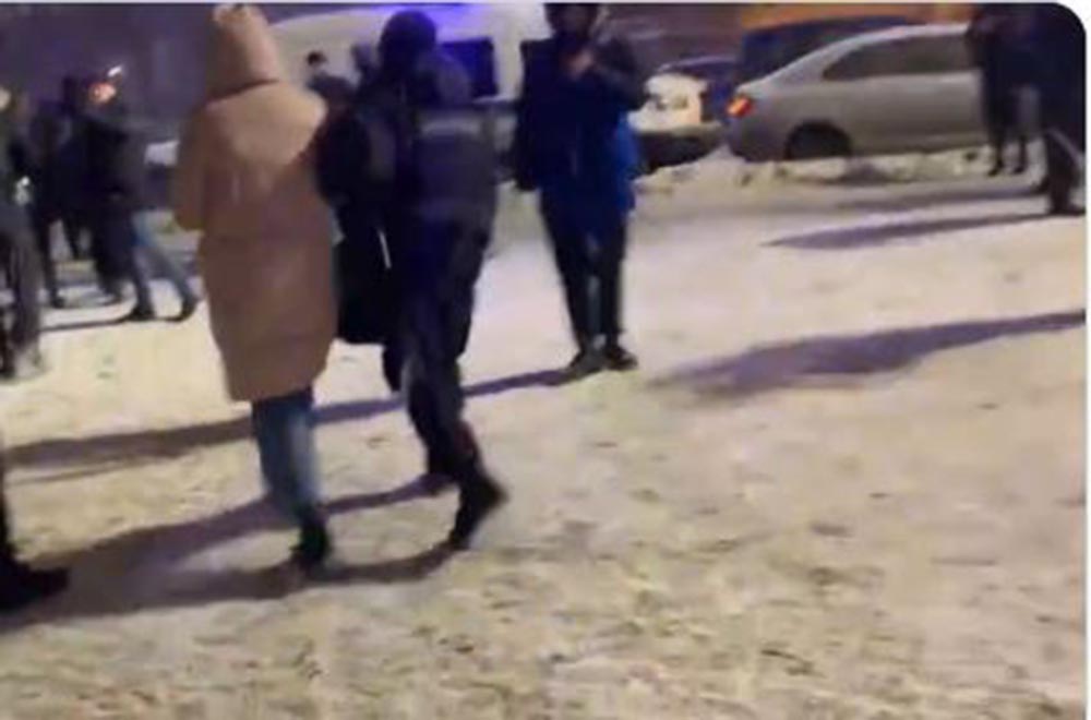 Αλεξέι Ναβάλνι: Περισσότερες από 110 συλλήψεις διαδηλωτών στην Ρωσία – Δείτε βίντεο