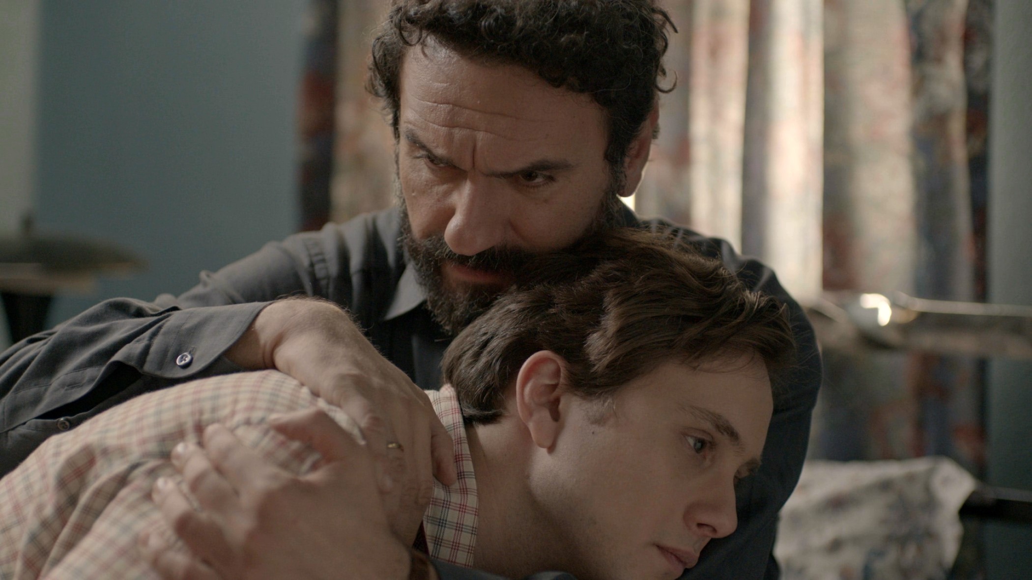 Το προξενιό της Ιουλίας: Ο Χρήστος σε κρίση μετά τις αποκαλύψεις της θείας του