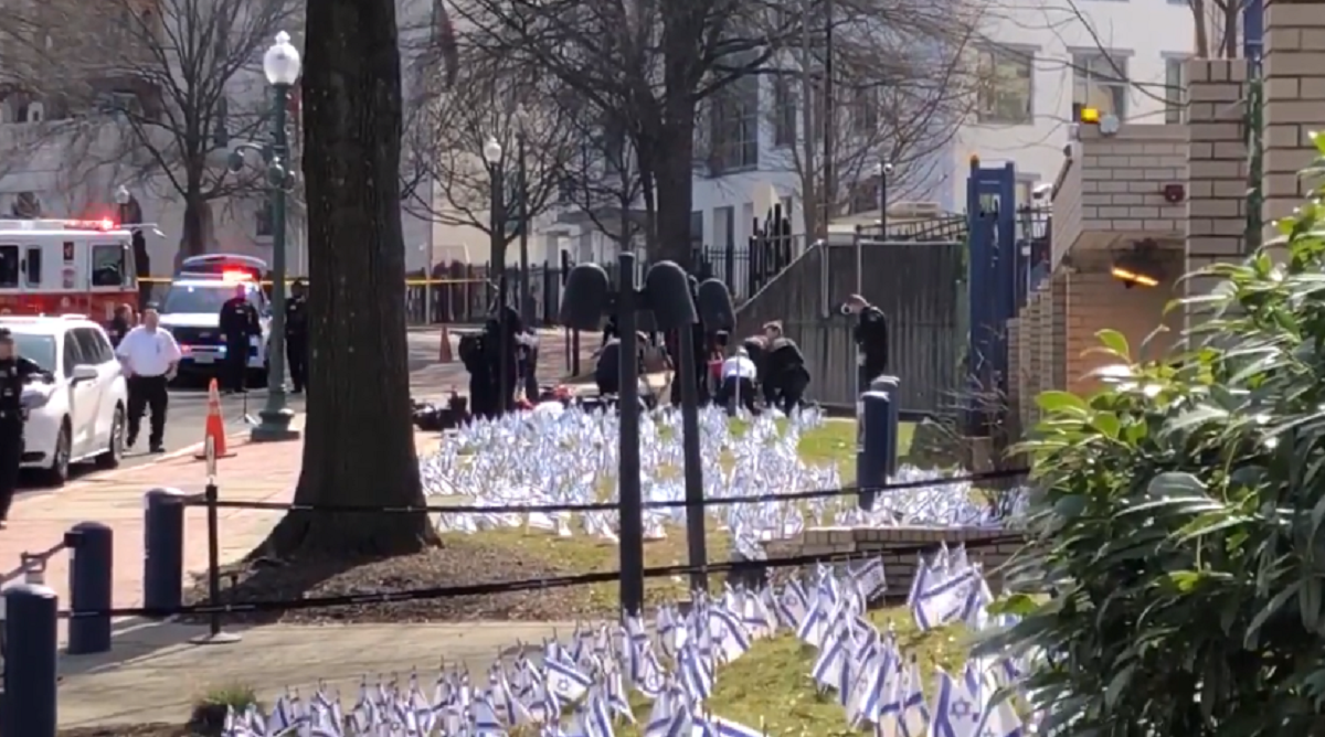 ΗΠΑ: Άνδρας αυτοπυρπολήθηκε έξω από την ισραηλινή πρεσβεία στην Ουάσινγκτον