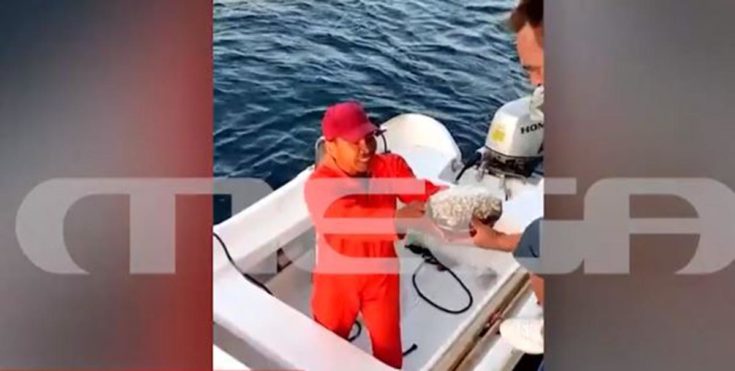 Γλυφάδα: Όταν ο Αιγύπτιος μετέφερε δώρα στον Τζόνσον