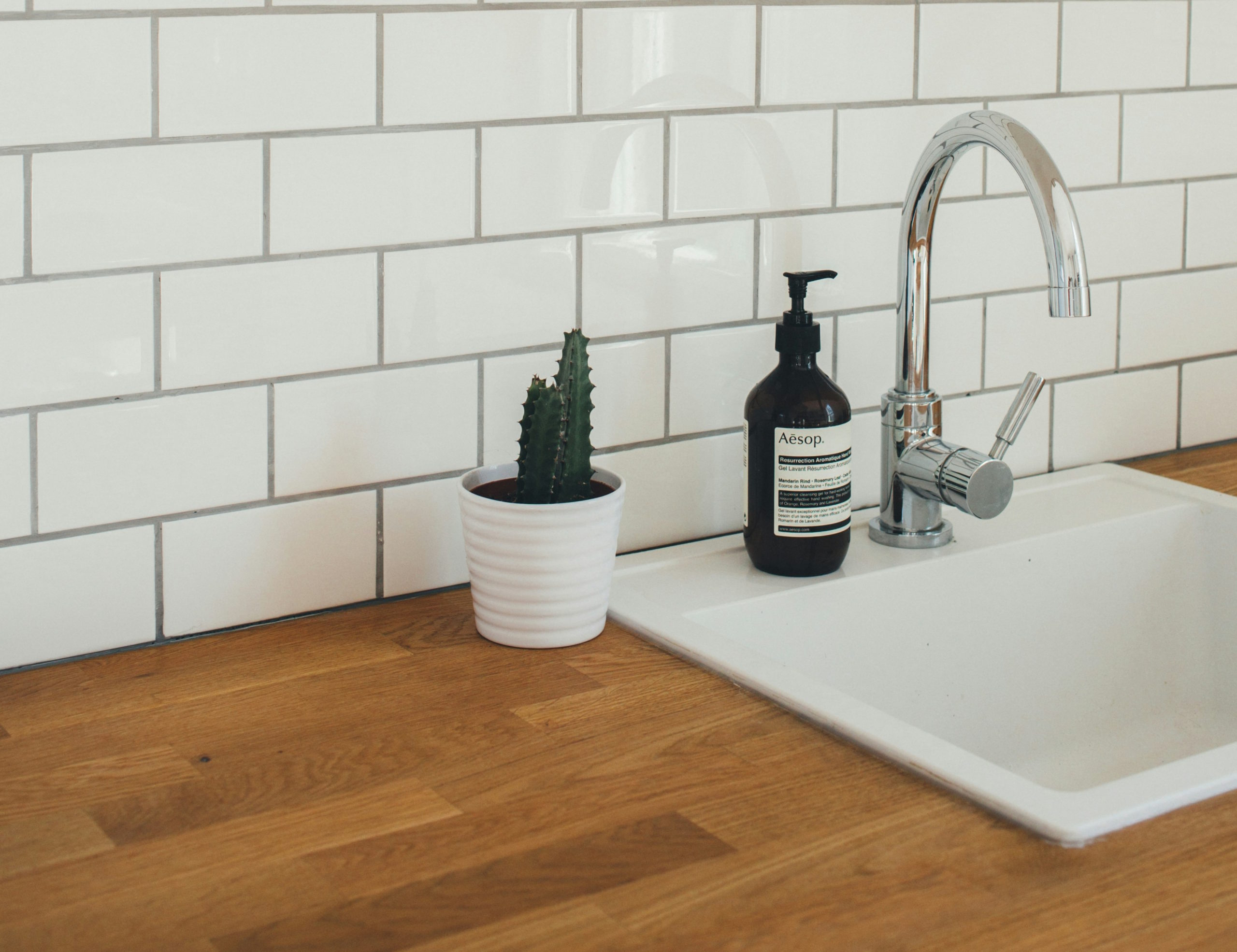 Το μυστικό για λαμπερό νεροχύτη: Ο ευκολότερος και πιο οικονομικός τρόπος που αποκαλύπτει ειδικός