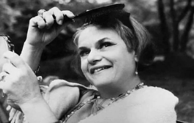 Δέσπω Διαμαντίδου