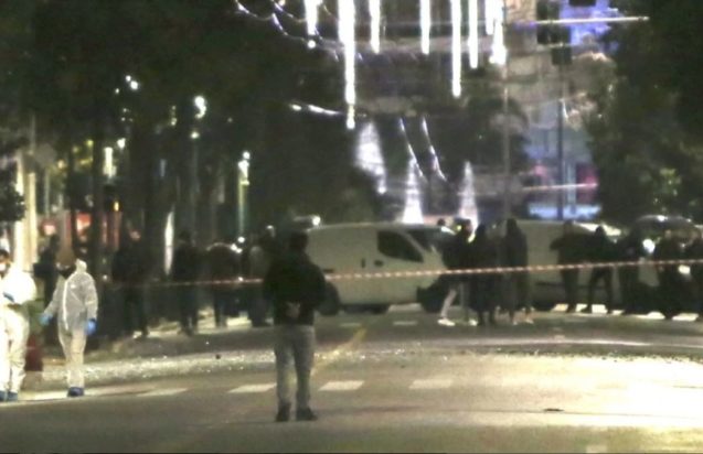 Έκρηξη βόμβας απέναντι από υπουργείο Εργασίας