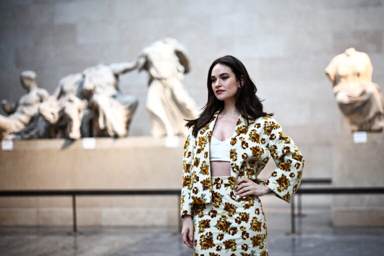 Λίνα Μενδώνη για επίδειξη μόδας στο Βρετανικό Μουσείο: Ευτελίζουν τα Γλυπτά  και τις οικουμενικές αξίες που