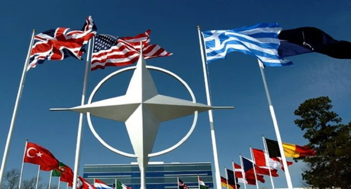 ΓΚΑΛΟΠ: Οι Αμερικανοί θέλουν τις ΗΠΑ στο ΝΑΤΟ και στο πλευρό της Ελλάδας