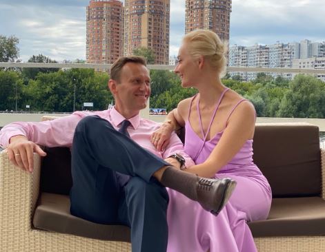 Γιούλια Ναβάλναγια: «Ο Πούτιν δεν θα μείνει ατιμώρητος για τον θάνατο του συζύγου μου»