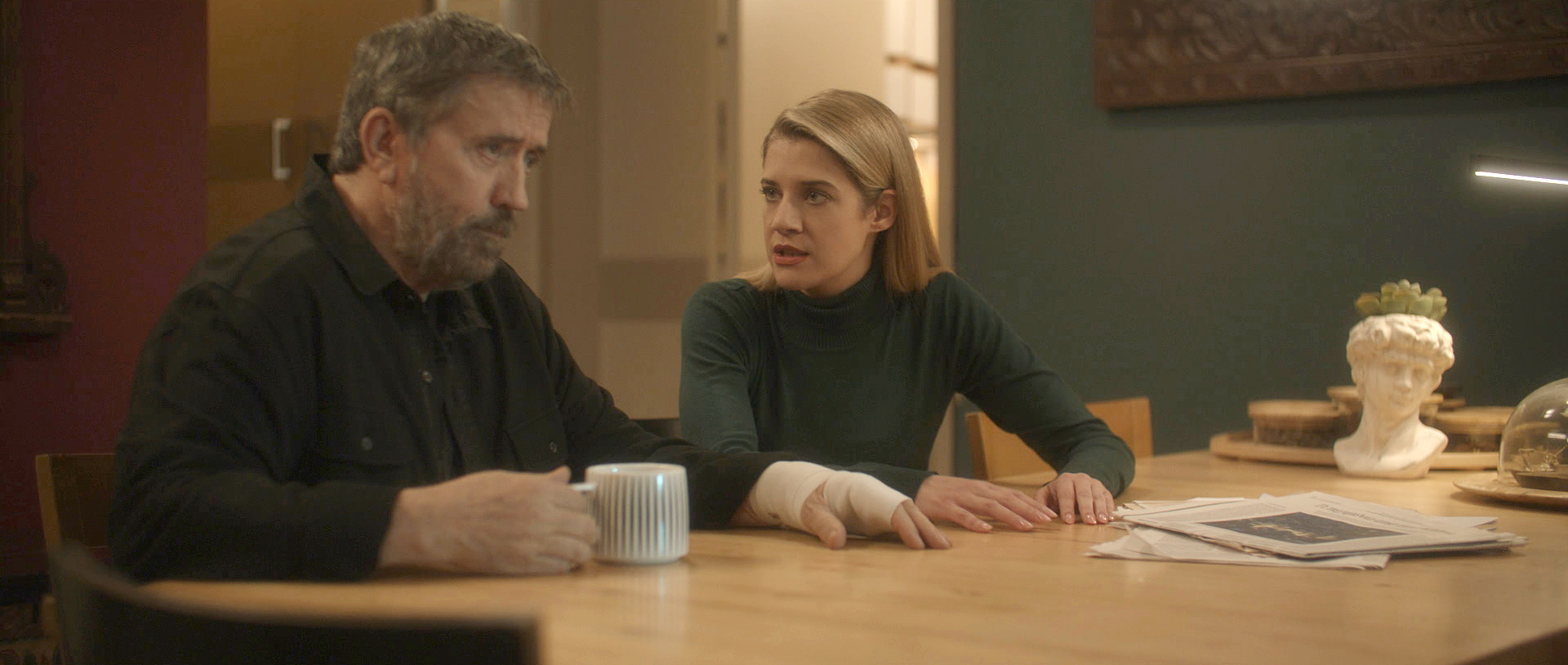 Κάνε ότι κοιμάσαι ΙΙ: Η Πέρσα βάζει στόχο να διώξει τον Δαμασκηνό από το Διοικητικό Συμβούλιο