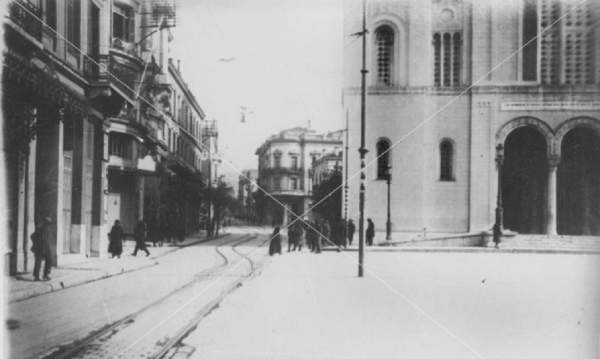 Κουίζ για την παλιά Αθήνα: Αναγνωρίζεις την οδό; Είναι από τις πιο γνωστές