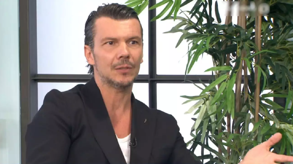 Ιωάννης Παπαζήσης: «Είμαι ένας άνθρωπος μοναχικός – Δυσκολεύομαι να κάνω φίλους»