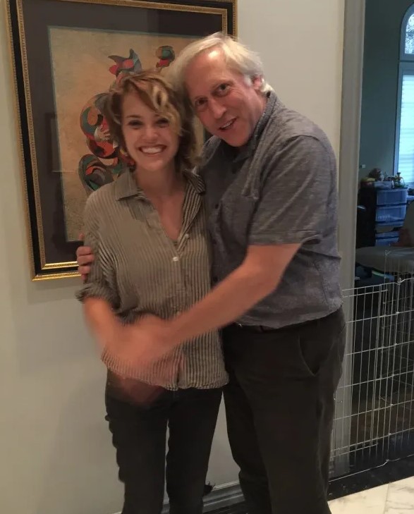 Ο 62χρονος Peter Ellenstein με την κόρφη του Rachel. 