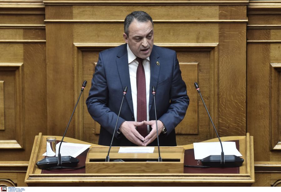 Βουλή – Στίγκας: Με το νομοσχέδιο βάζουμε ταφόπλακα στη γνήσια ελληνική οικογένεια