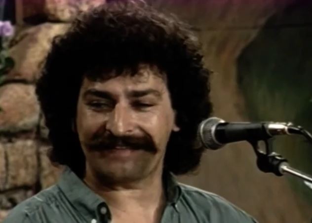 Πέθανε ξαφνικά ο λυράρης Γιώργης Στιβακτάκης