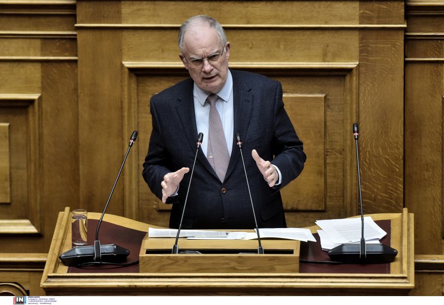 Συγχαρητήρια Τασούλα σε Λευτέρη Πετρούνια: «Επιβεβαίωσε για μία ακόμη φορά το αστείρευτο ταλέντο του»