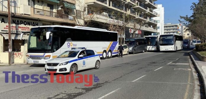 Θεσσαλονίκη: Στους δρόμους οι οδηγοί τουριστικών λεωφορείων