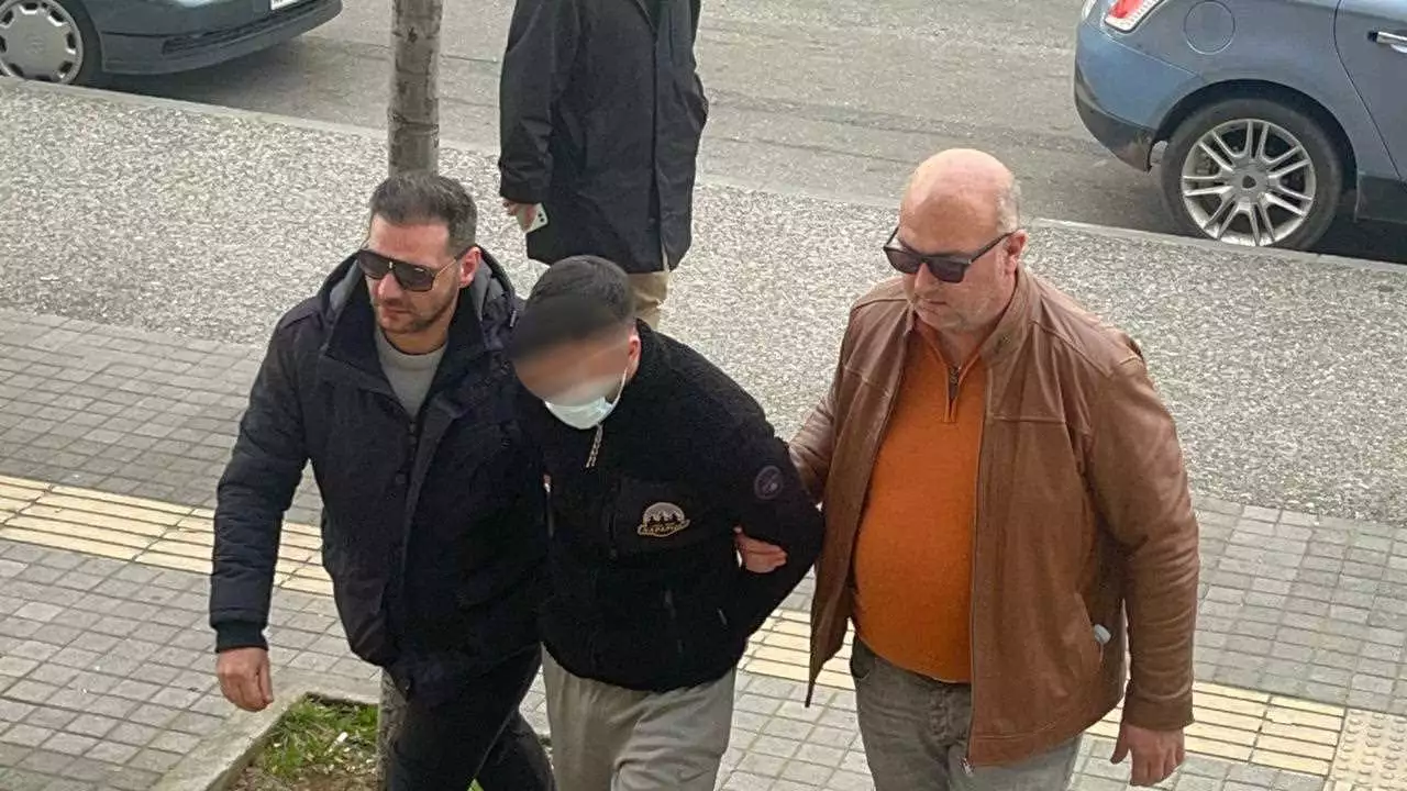 Θεσσαλονίκη: Στον ανακριτή ο τράπερ – Απολογείται για τον ξυλοδαρμό φοιτητή