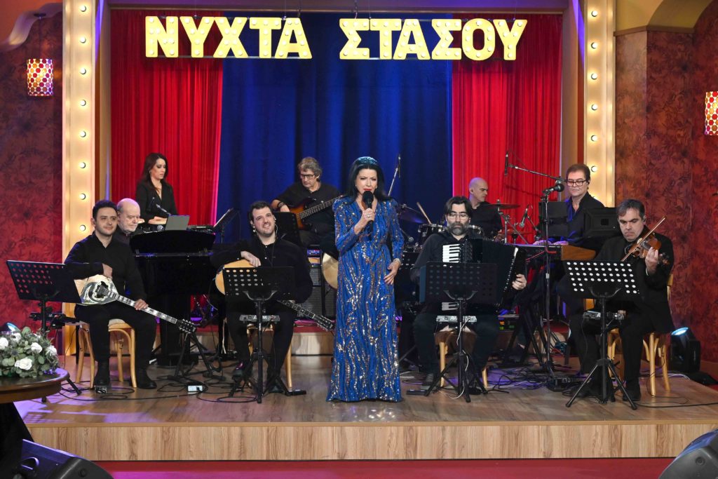 Νύχτα στάσου: Αφιέρωμα στην επιθεώρηση με καλεσμένη την Ζωζώ Σαπουντζάκη