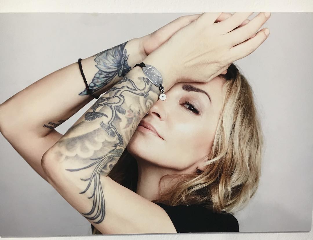 Ρούλα Ρέβη: «Τον άντρα μου τον νιώθω φίλο μου, νιώθω απόλυτη οικειότητα και αποδοχή»