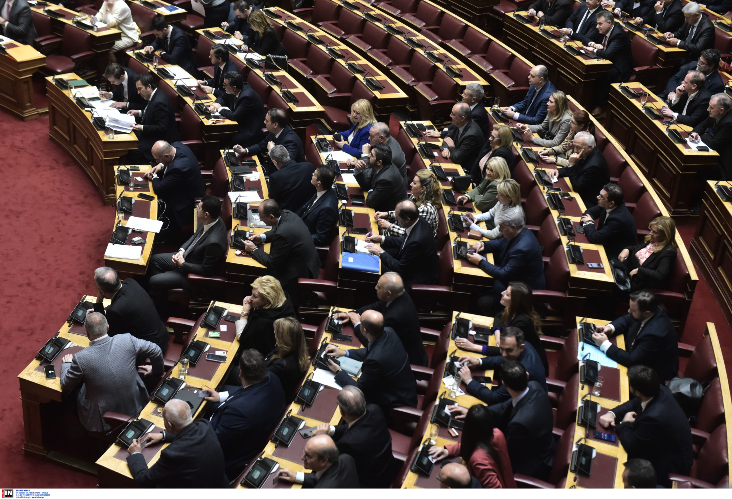 Βουλή: Πέρασε από την ολομέλεια το νομοσχέδιο για τα μη κρατικά ΑΕΙ με 159 «Ναι»