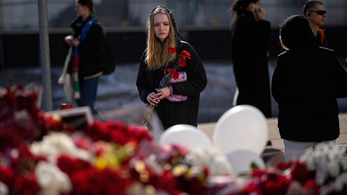 Μακελειό στη Μόσχα: Έφτασαν τους 143 οι νεκροί από την τρομοκρατική επίθεση