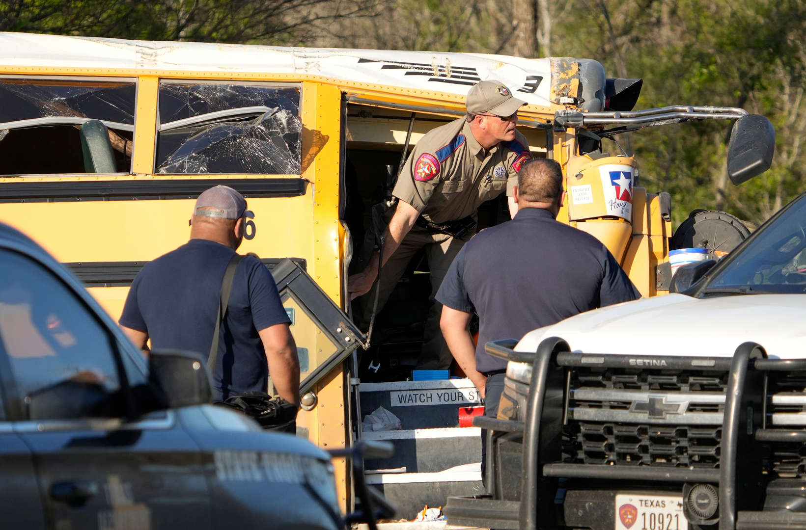 Τέξας: Μπετονιέρα συγκρούστηκε με σχολικό λεωφορείο – Δύο νεκροί, ανάμεσα τους ένα παιδί και 40 τραυματίες