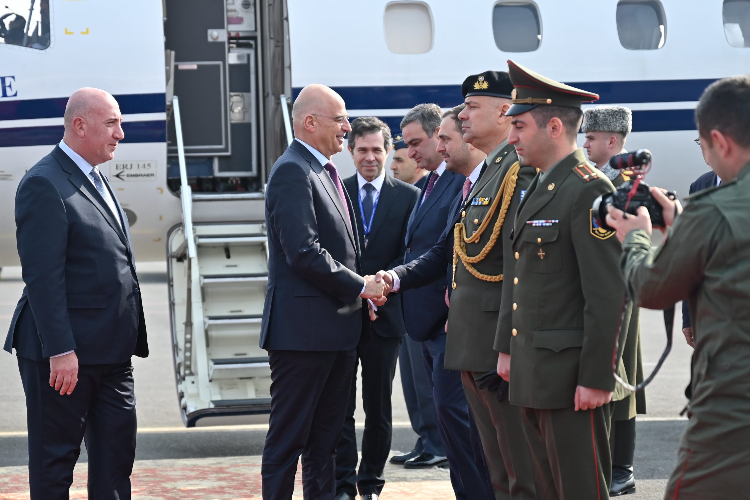 Μέτωπο Ελλάδας – Αρμενίας απέναντι στα τουρκικά drones εξήγγειλε ο Νίκος Δένδιας – BINTEO