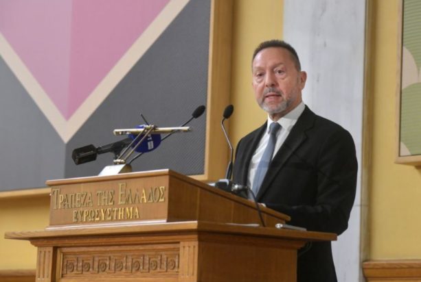 Γιάννης Στουρνάρας