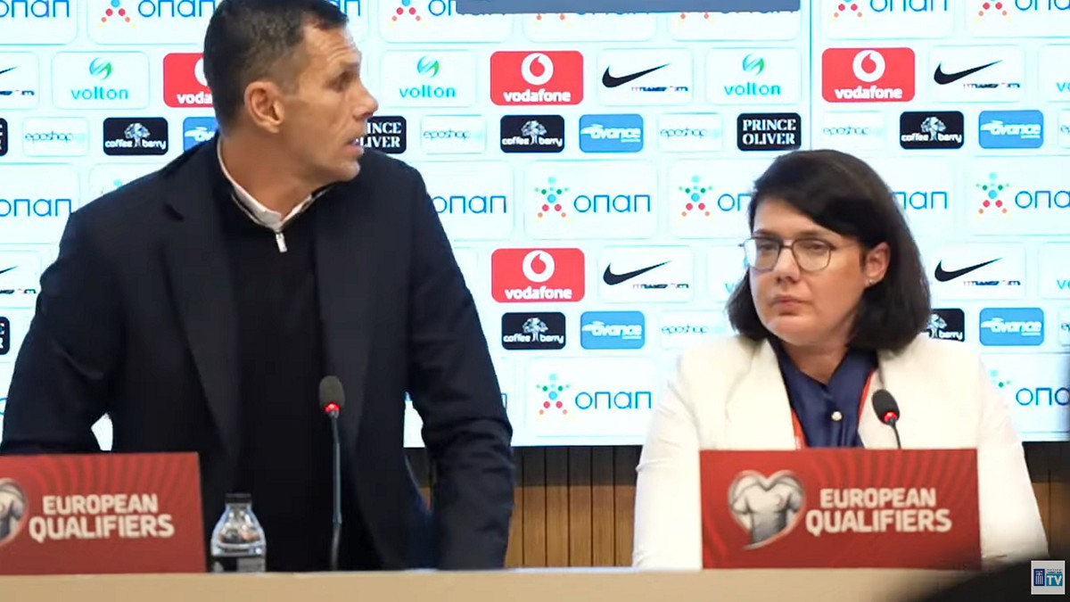 Συναγερμός στη συνέντευξη Τύπου του Γκουστάβο Πογέτ: Διακόπηκε πρόωρα – «Παρακαλώ εκκενώστε τον χώρο»