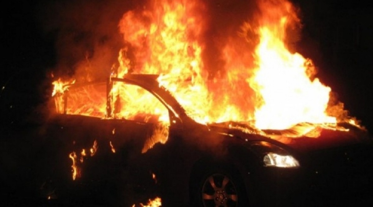 Κόρινθος: Προσπάθησαν να διαρρήξουν επιχείρηση– Έκαψαν το όχημα διαφυγής τους