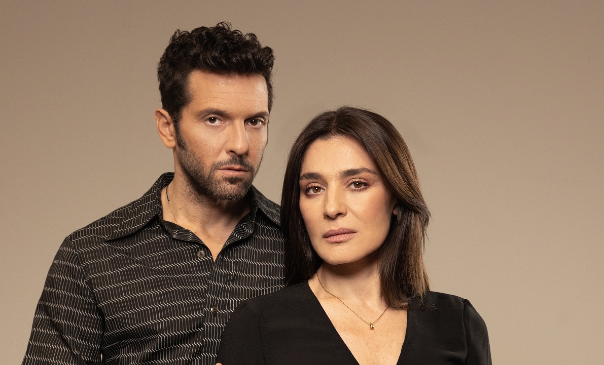 Η παραλία – Νέα επεισόδια: Μια αινιγματική γυναίκα εισβάλλει στη ζωή του Χάρη