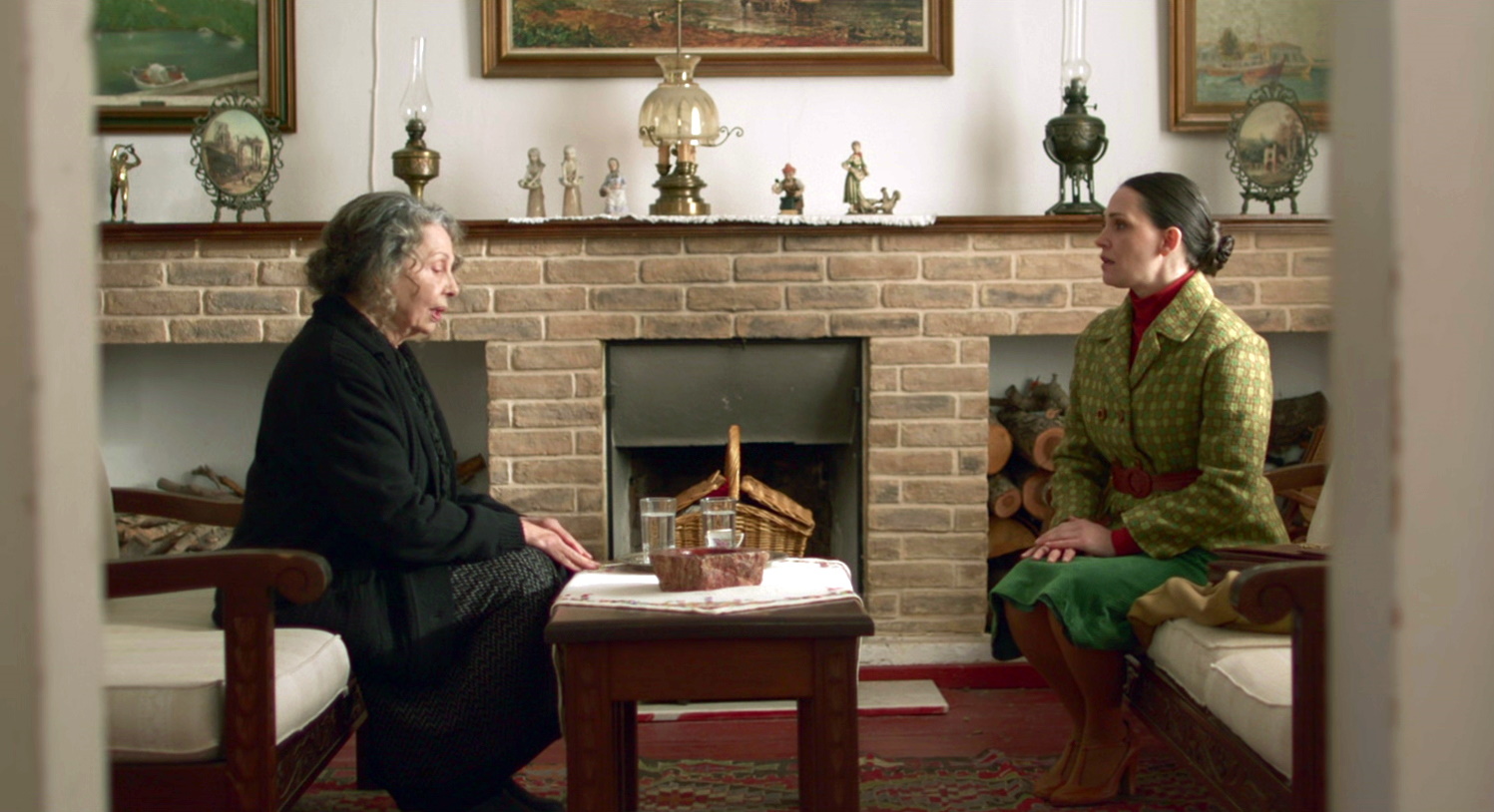 Η παραλία – Επόμενα επεισόδια: Η συνάντηση της Μαίρης με τη Νικολίνα οδηγεί σε σύγκρουση