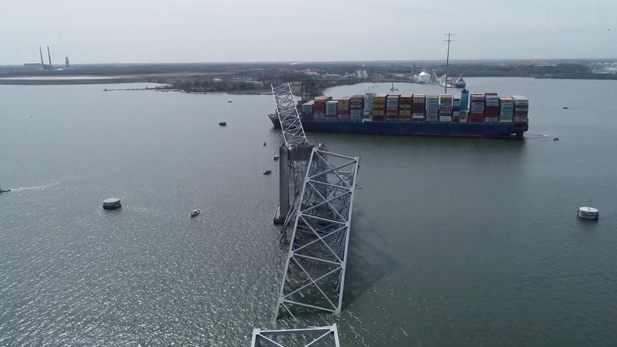 Κατάρρευση γέφυρας στη Βαλτιμόρη: Ανασύρθηκαν τα πτώματα των δύο από τους έξι εργάτες