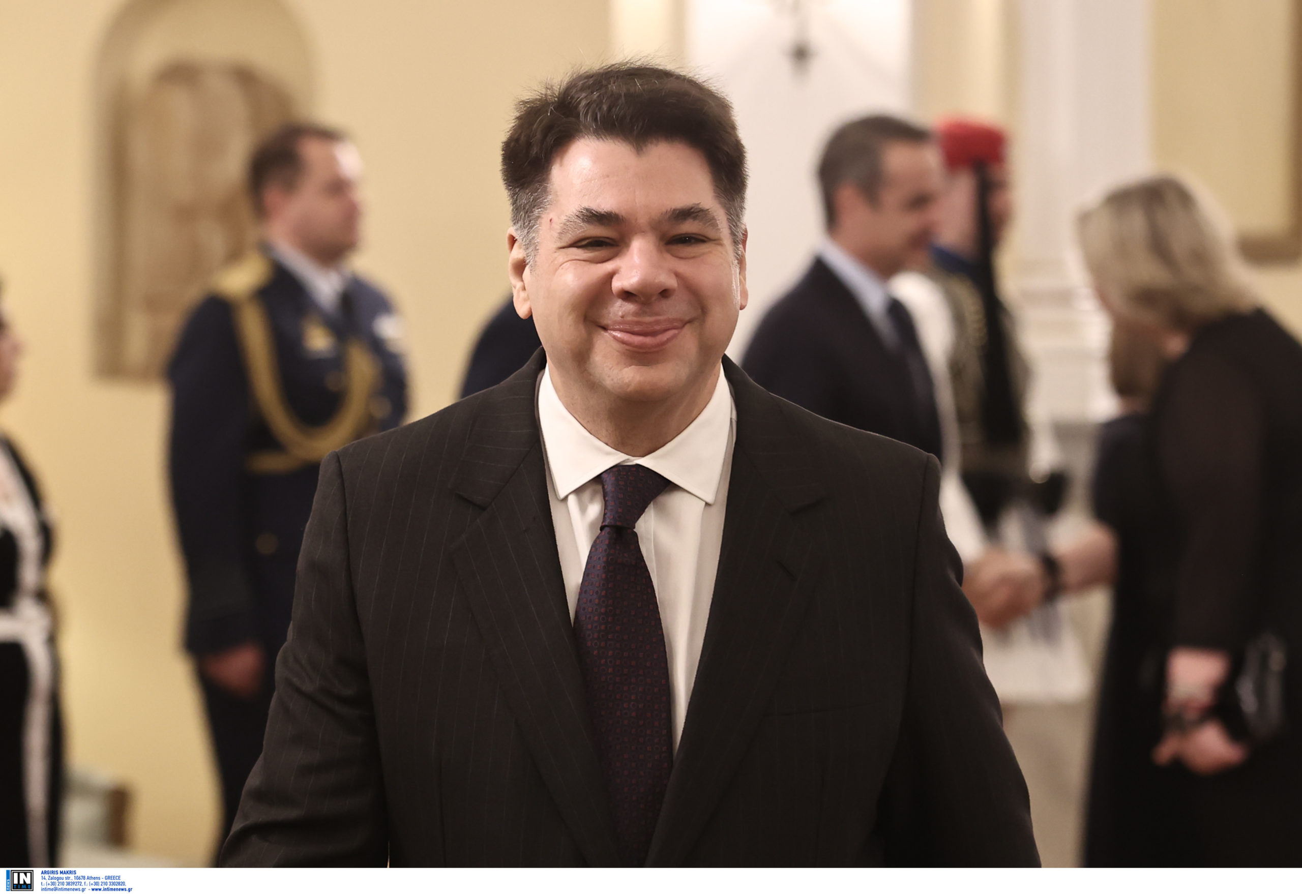 Τζορτζ Τσούνης: Έχασα 39 κιλά με ελληνικό φαγητό – Τι είπε για την σύζυγό του