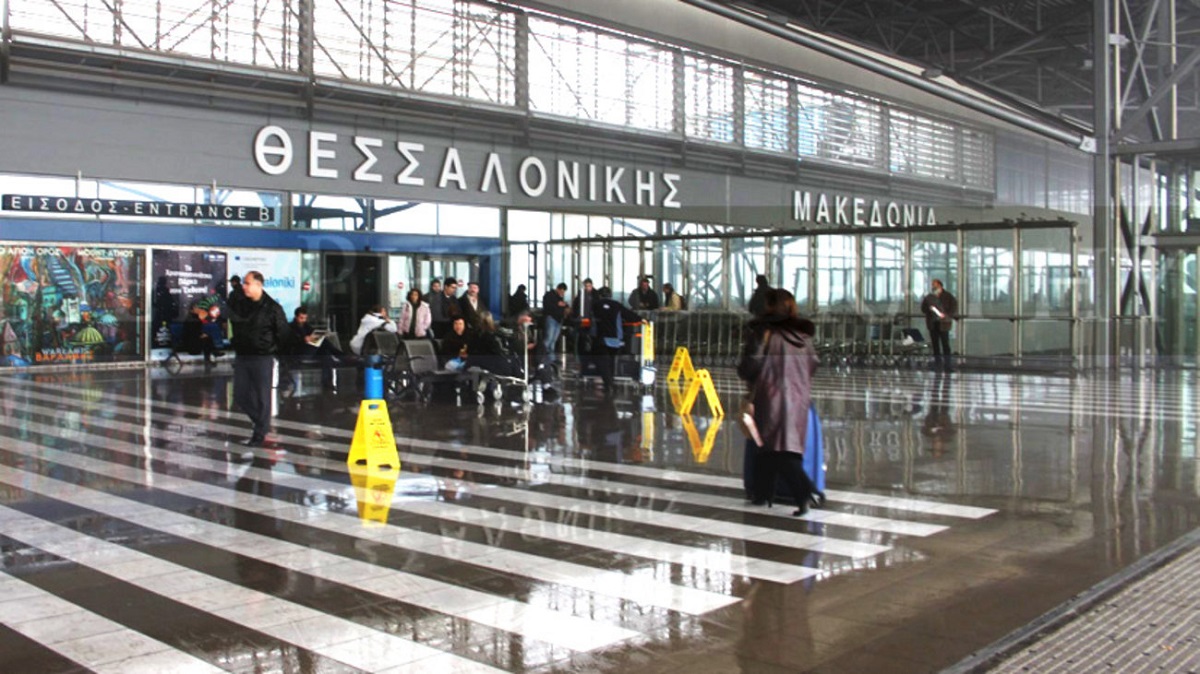 Θεσσαλονίκη: Ελεύθεροι αφέθηκαν οι δύο επιβάτες πτήσης που αγνόησαν τις συστάσεις του πληρώματος