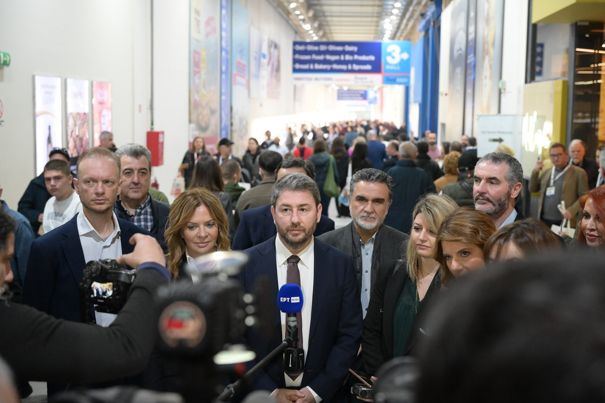 Ανδρουλάκης: «Οι πολίτες πληρώνουν ακριβά την κυβερνητική θεωρία ότι η αγορά αυτορυθμίζεται» – Τι είπε για το άρθρο 16