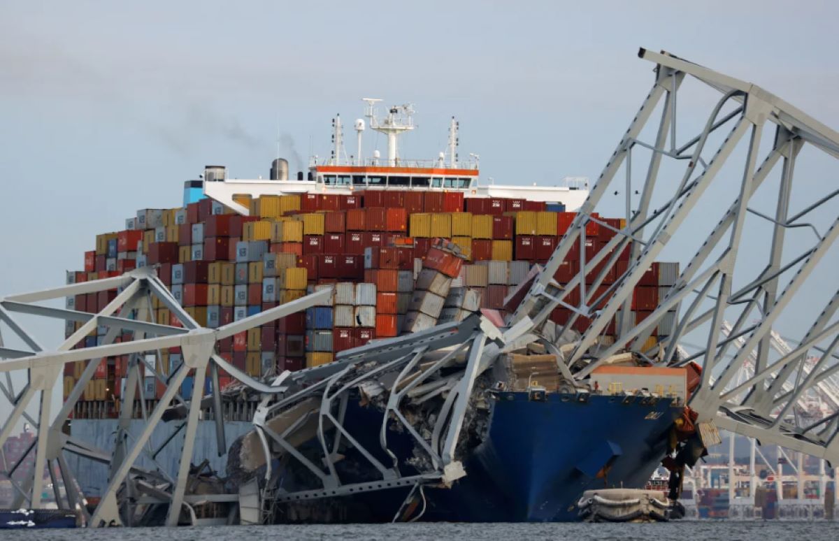 Βαλτιμόρη: O τεράστιος γερανός που φτάνει στην γέφυρα Κι για να μεταφέρει τα συντρίμμια – Το επιχειρησιακό σχέδιο για τον καθαρισμό του ποταμού