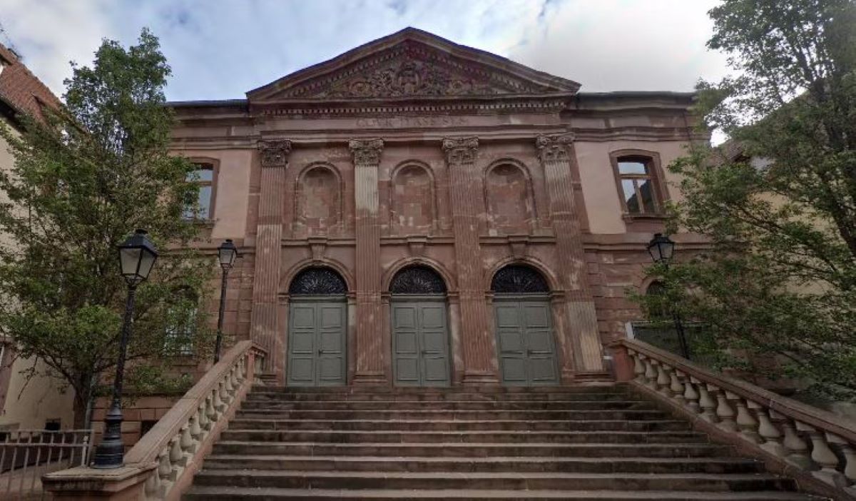 Φρίκη: Έριξε μια κατσαρόλα με καυτό λάδι πάνω στο κεφάλι της συζύγου του