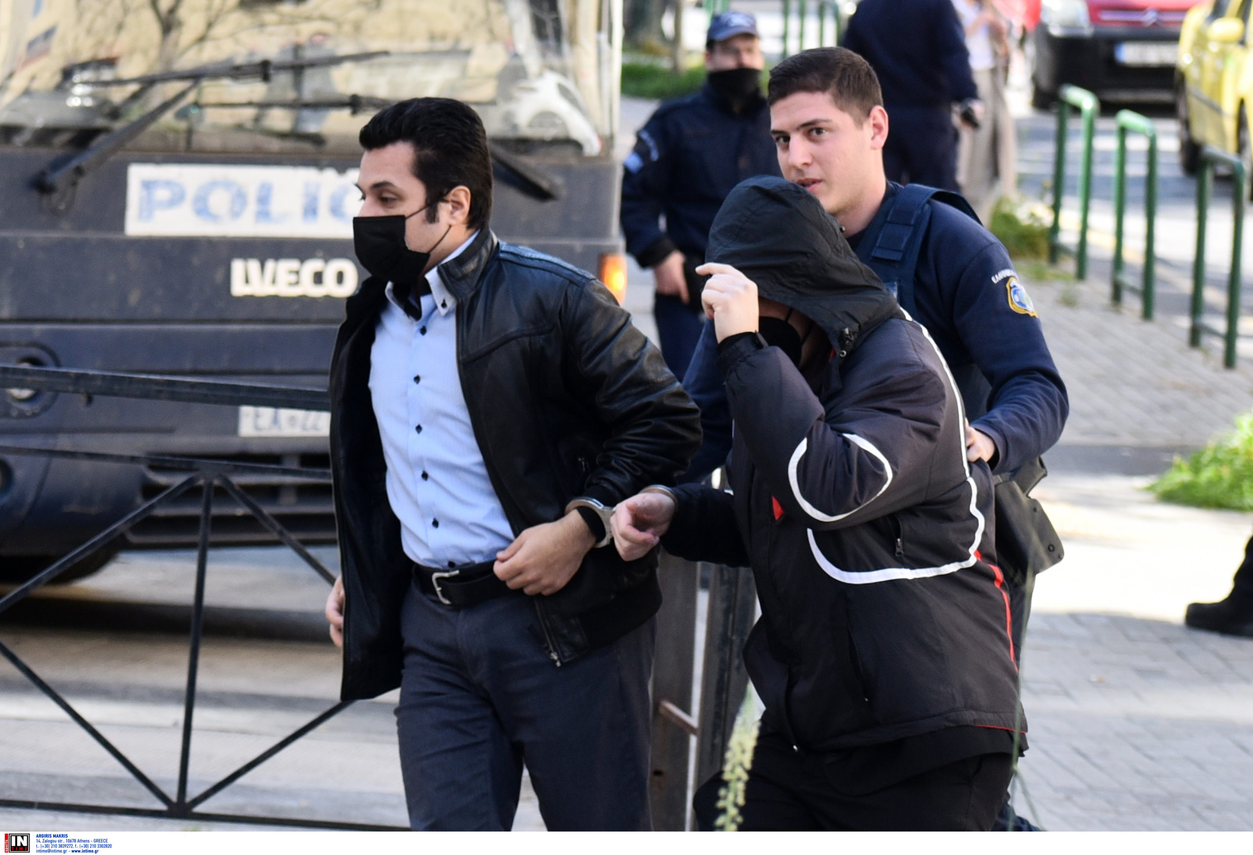 Κολωνός: «Ήταν ένας εφιάλτης, μαμά τα καταφέραμε» – Τι λέει στο enikos.gr η αδελφή της 12χρονης