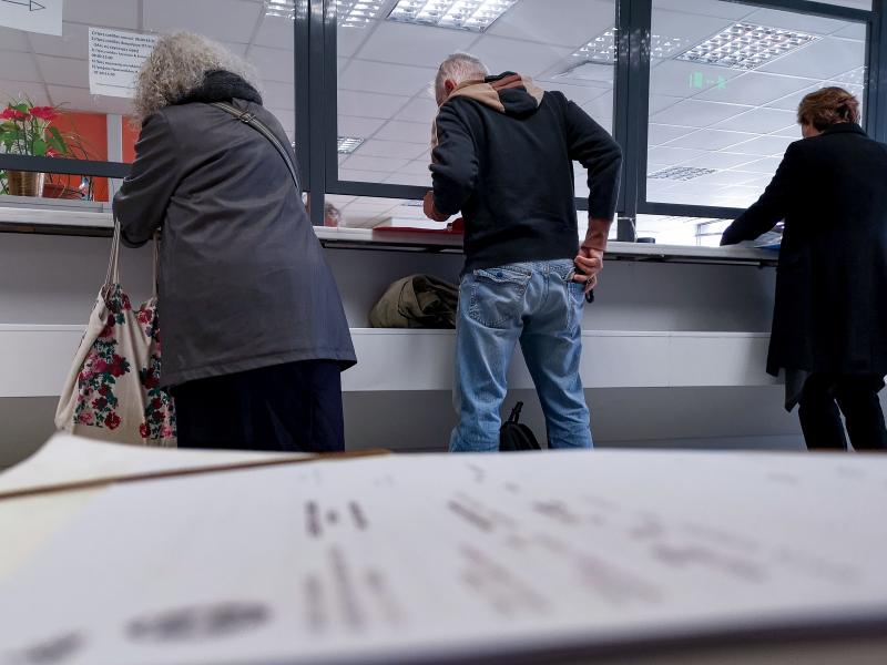 Εφορία: Τέλος στις ουρές – Όλα όσα όσα αλλάζουν για τους φορολογούμενους με την ψηφιακή μετάβαση