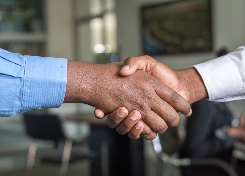 επιχειρήσεις