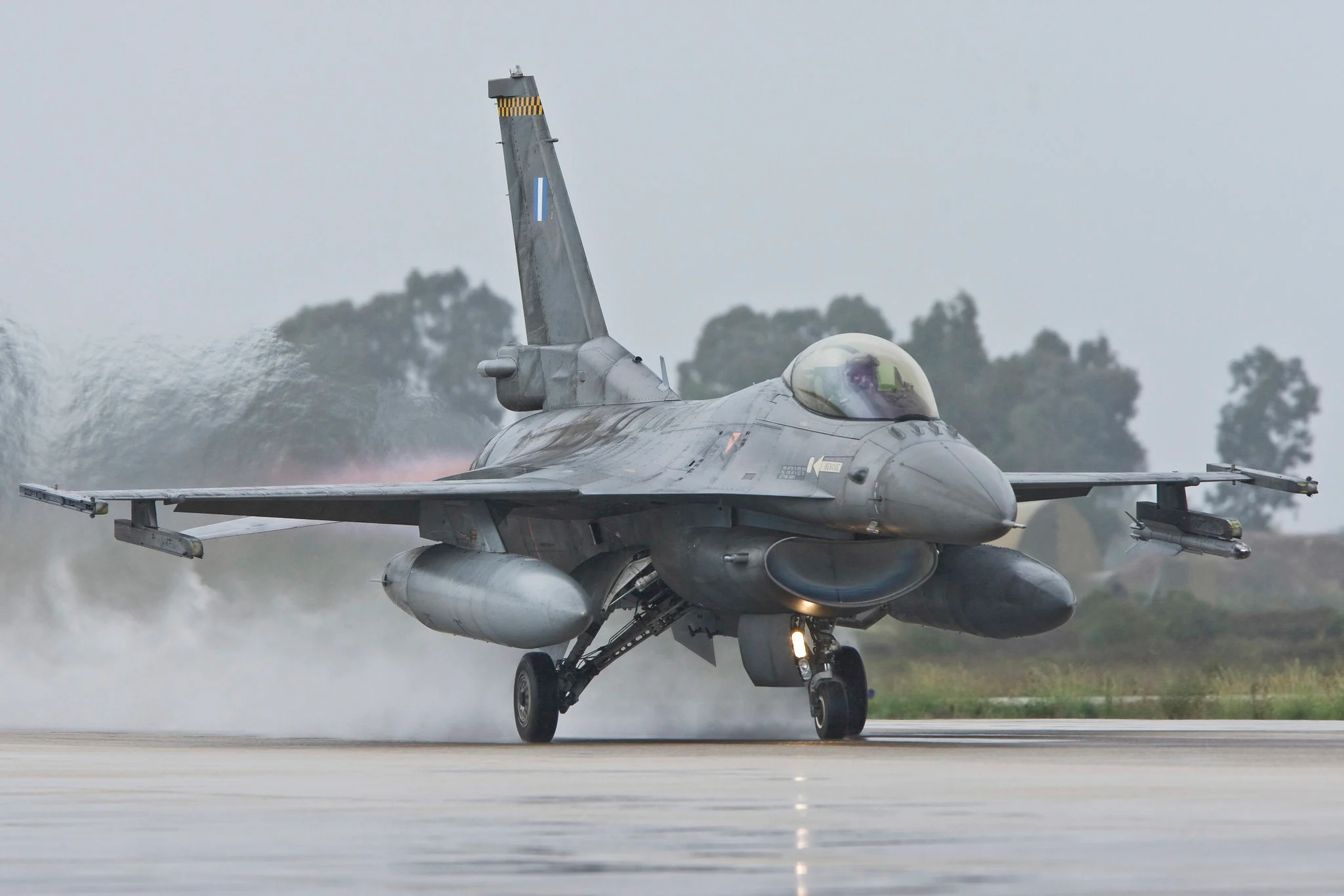 Αντίστροφη μέτρηση για τα αντίποινα του Ισραήλ στο Ιράν – Αμερικανικά F-16 έφθασαν στη Μέση Ανατολή