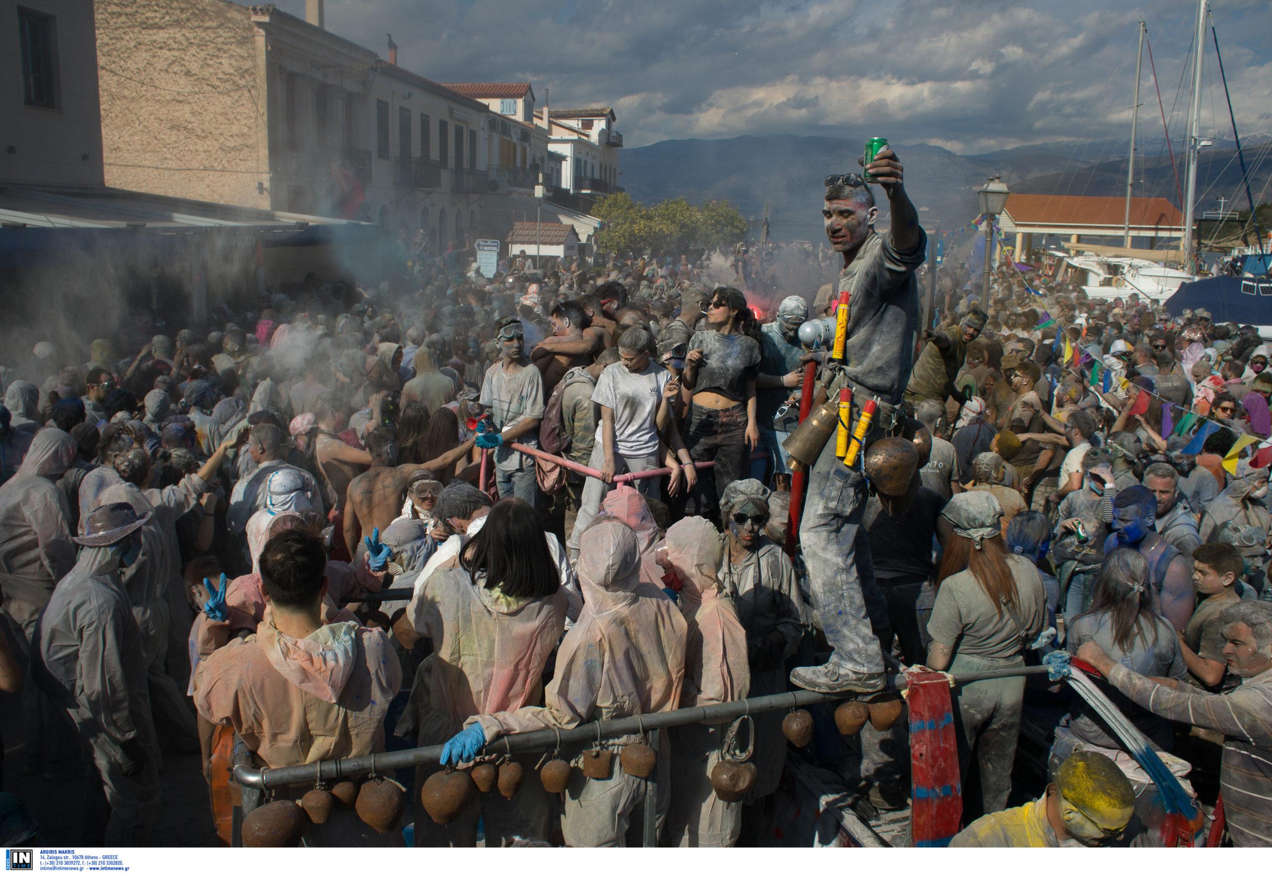 αλευρομουτζουρώματα Γαλαξίδι 