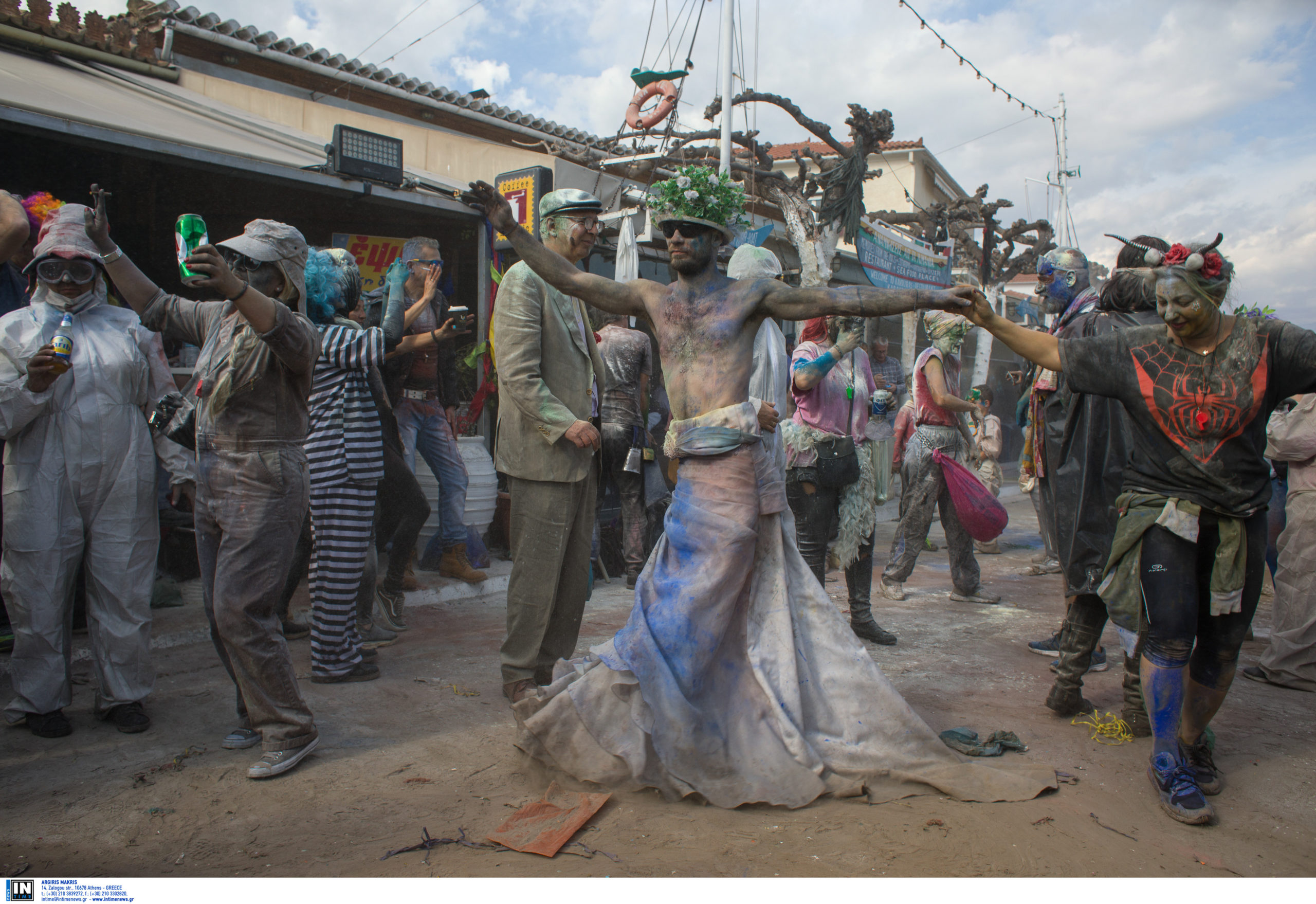 αλευρομουτζουρώματα Γαλαξίδι 