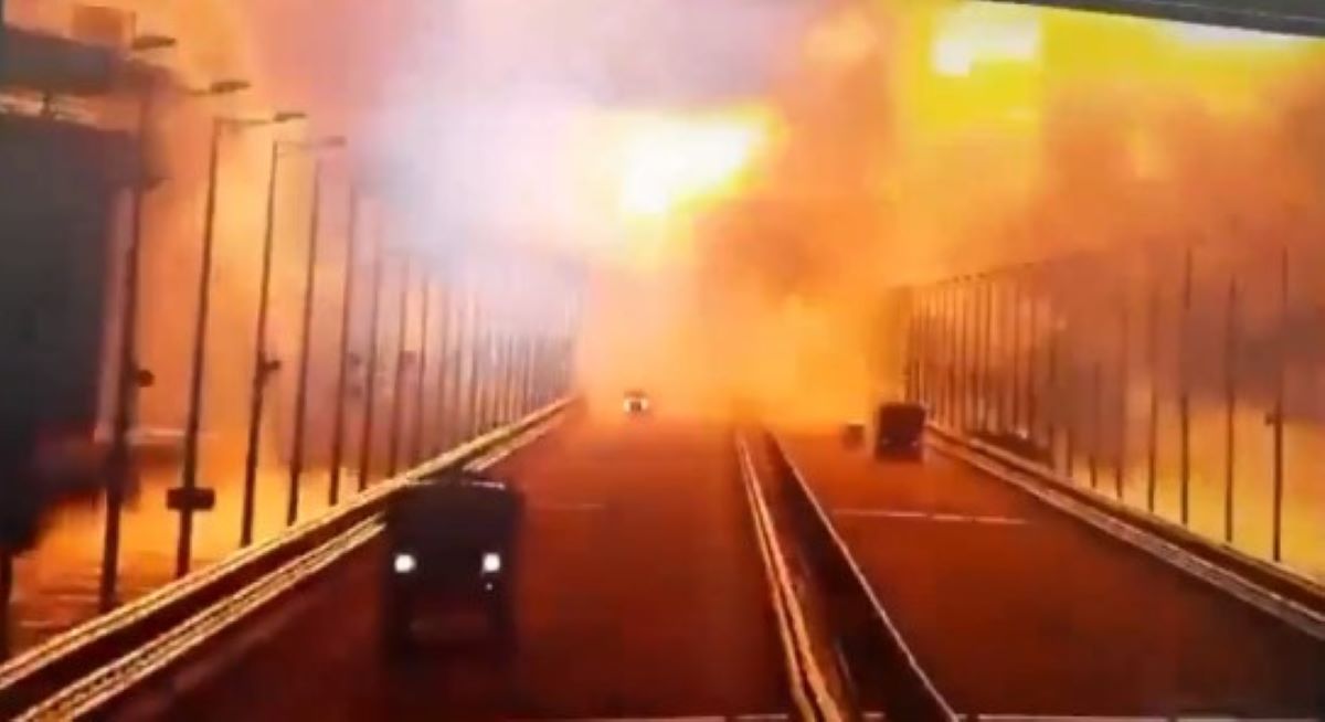 ΗΠΑ: Νέο βίντεο από τη στιγμή της κατάρρευσης και της φωτιάς στην γέφυρα Key Bridge