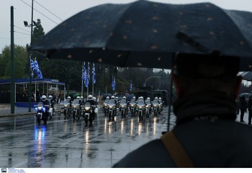 καιρός βροχές βροχή 25η Μαρτίου