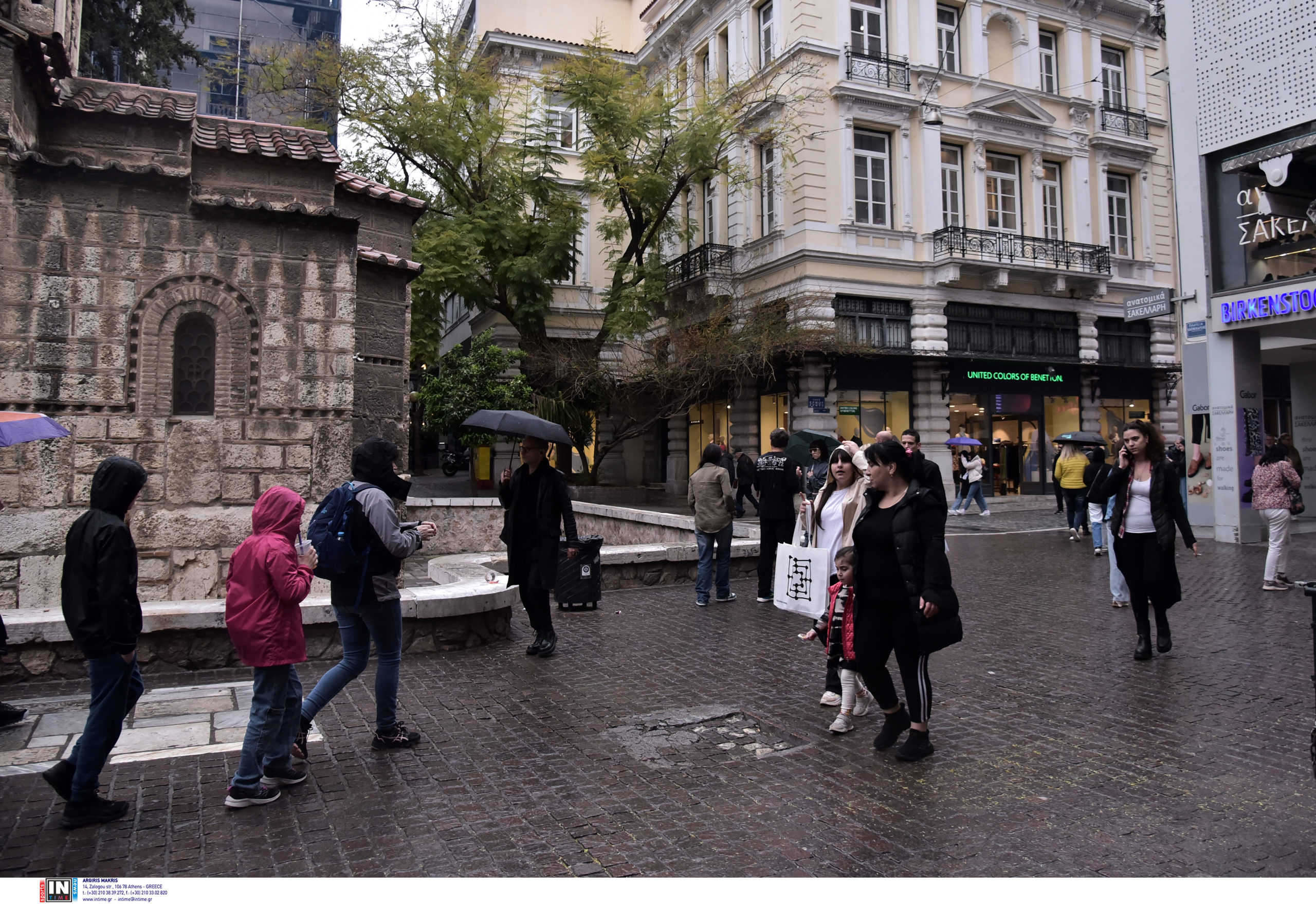 Φτάνει η κακοκαιρία από την Ιταλία: Πού θα εκδηλωθούν βροχές και καταιγίδες τις επόμενες ώρες