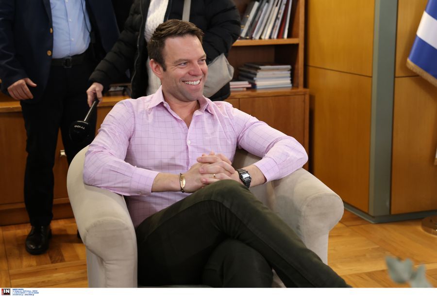 Κασσελάκης: «Όλοι ξέρουν ότι έχω βγάλει τα χρήματα μου νόμιμα, στην Αμερική, απέναντι στα τζάκια εδώ πέρα»