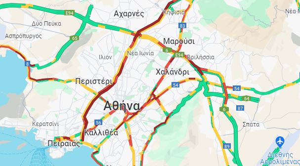 Κίνηση: «Κόλαση» στον Κηφισό και την Κηφισίας – Καθυστερήσεις και στην Αττική οδό