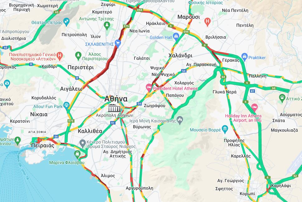 Κίνηση: Στο «κόκκινο» ο Κηφισός – Σε ποιους δρόμους παρατηρούνται καθυστερήσεις